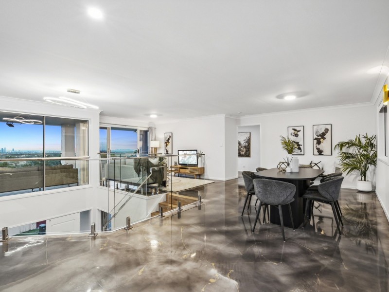 6 Galleria Court, Highland Park QLD 4211
