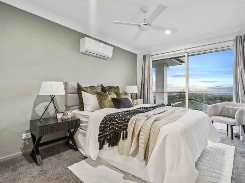 6 Galleria Court, Highland Park QLD 4211