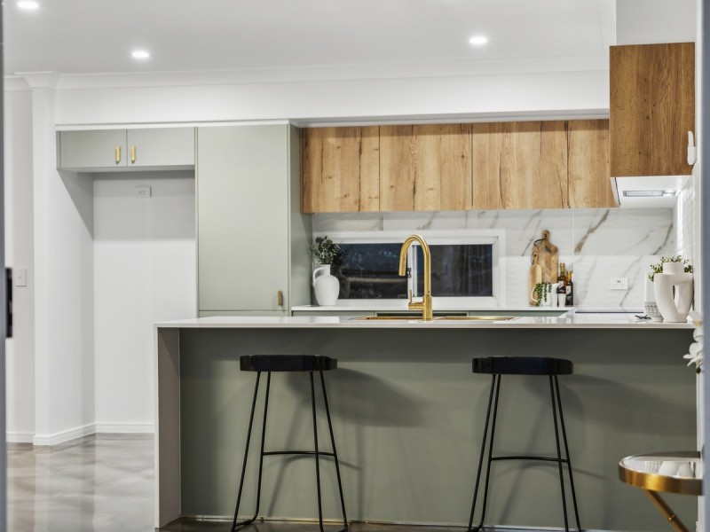 6 Galleria Court, Highland Park QLD 4211