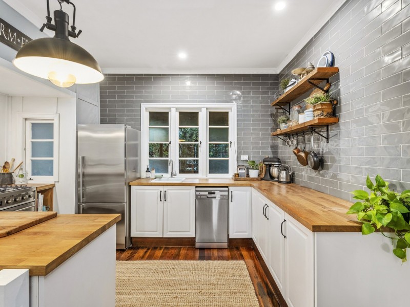 153 North Road, Lower Beechmont QLD 4211