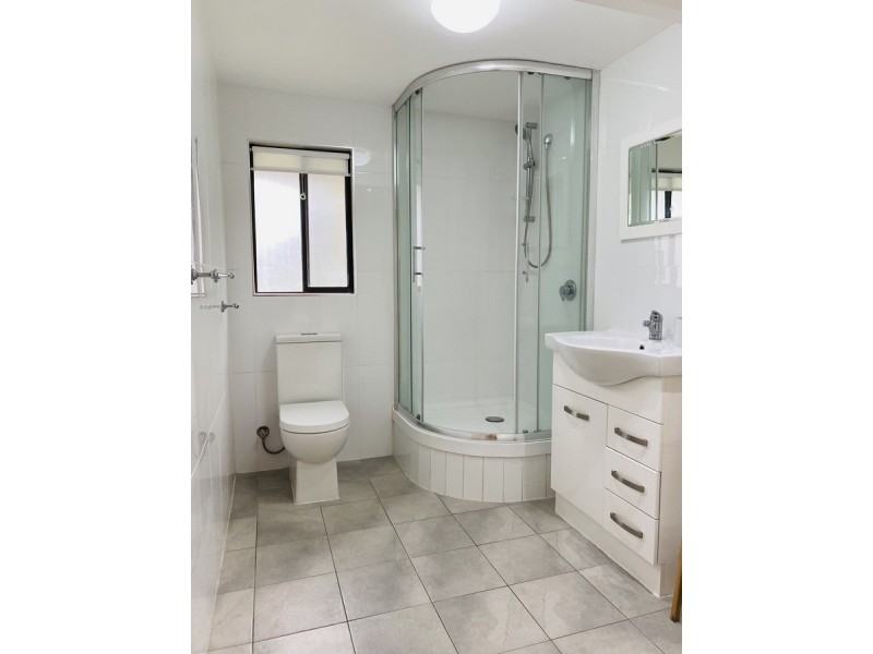 115 Alison Road, Carrara QLD 4211