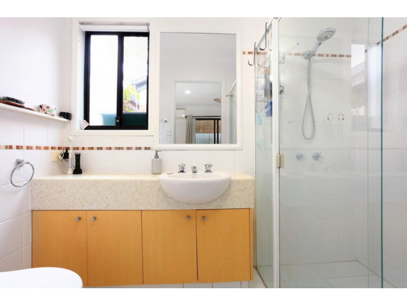 52a/64 Gilston Road, Nerang QLD 4211