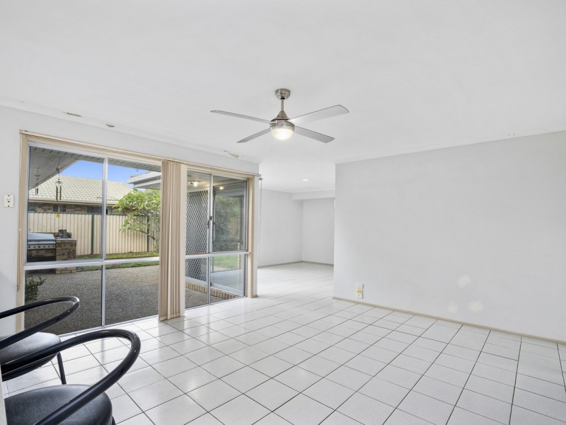 85 Allied Drive, Arundel QLD 4214