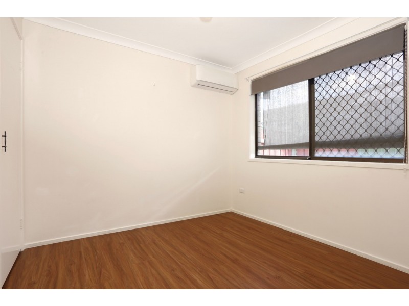 2/17 Shillito Street, Southport QLD 4215