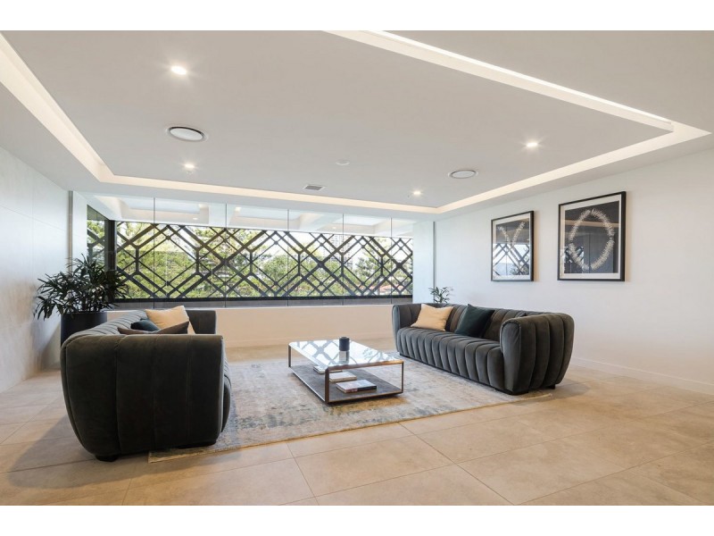 1203/185 Old Burleigh Road, Broadbeach QLD 4218