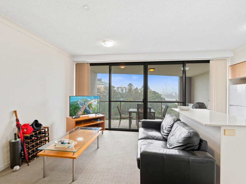 808/21 Patrick Lane, Toowong QLD 4066