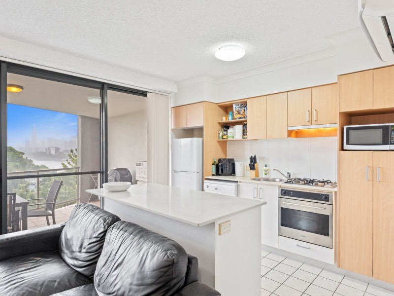 808/21 Patrick Lane, Toowong QLD 4066