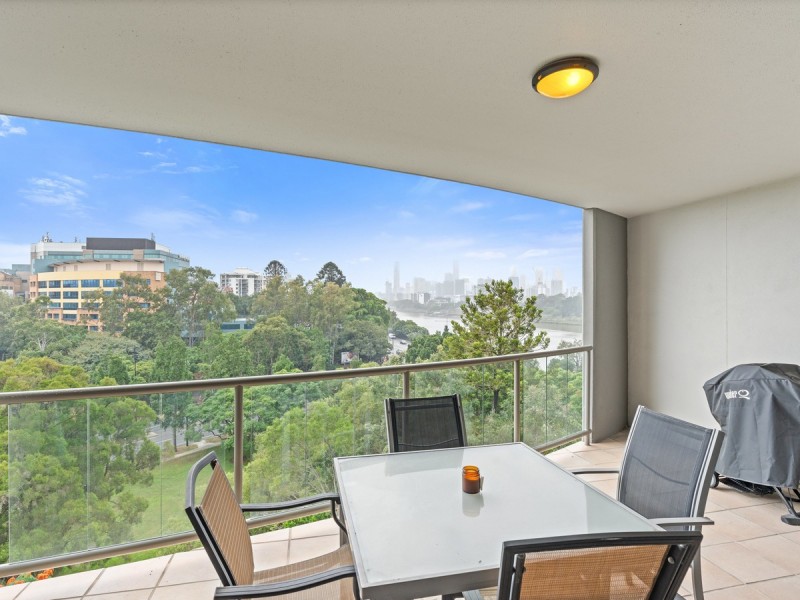 808/21 Patrick Lane, Toowong QLD 4066