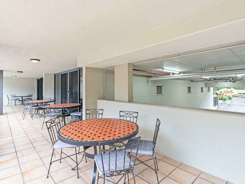 808/21 Patrick Lane, Toowong QLD 4066