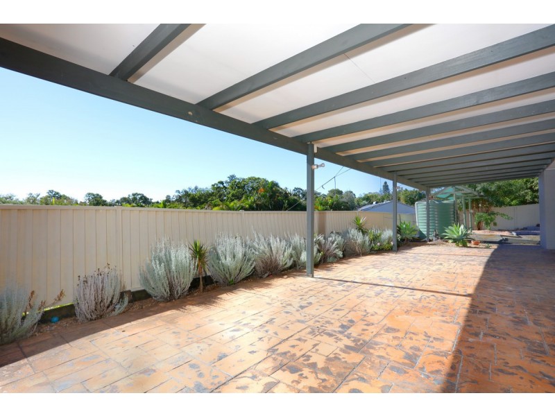 32 Balfour Crescent, Highland Park QLD 4211