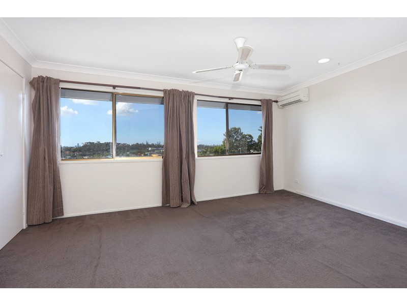 13/11 Balfour Crescent, Highland Park QLD 4211