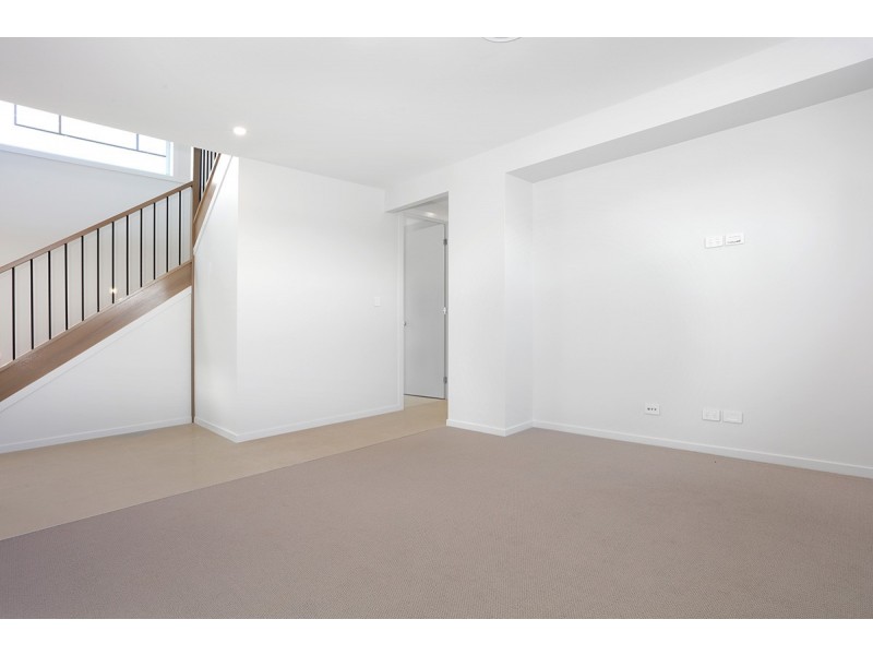 9 Headway Street, Nerang QLD 4211