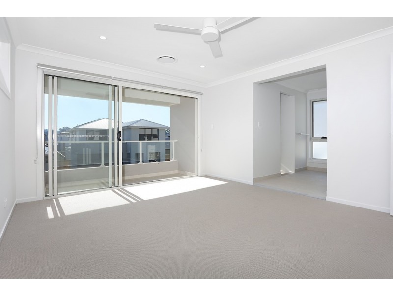 9 Headway Street, Nerang QLD 4211