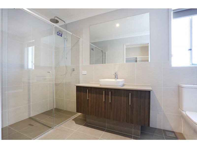 5 Starboard Street, Nerang QLD 4211