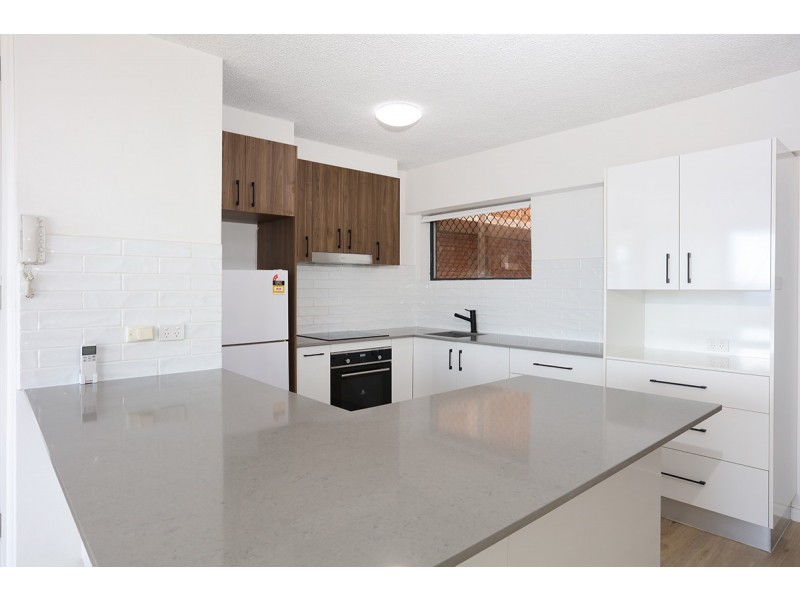 129/3049 Trickett Street, Surfers Paradise QLD 4217