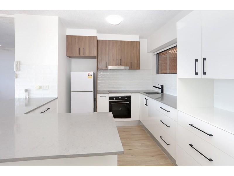 129/3049 Trickett Street, Surfers Paradise QLD 4217