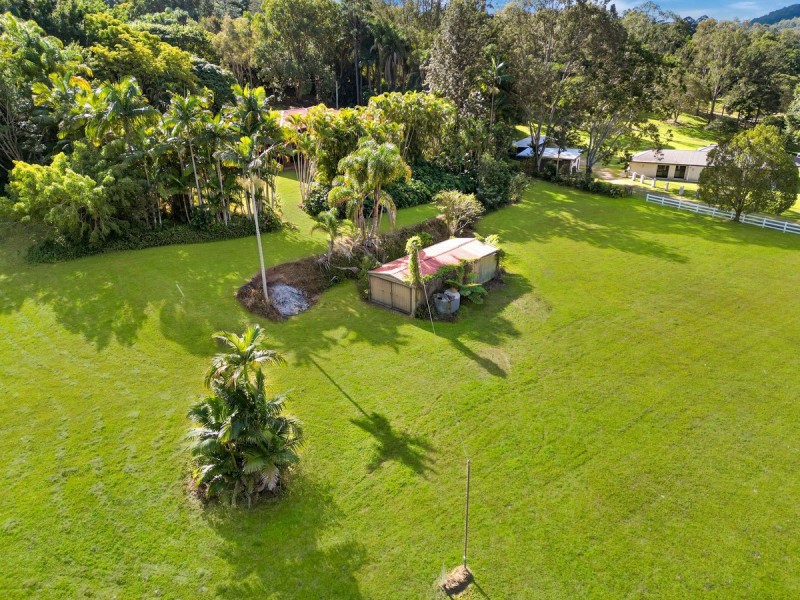 1137 Beaudesert-Nerang Road, Clagiraba QLD 4211