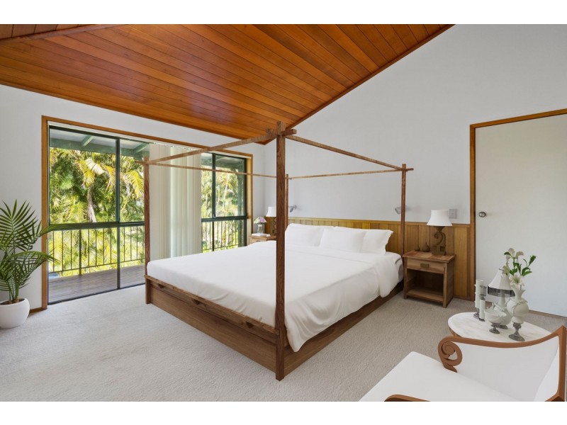 1137 Beaudesert-Nerang Road, Clagiraba QLD 4211