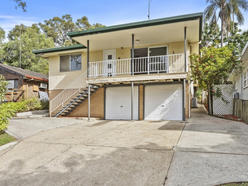 18 Moora Street, Ashmore QLD 4214