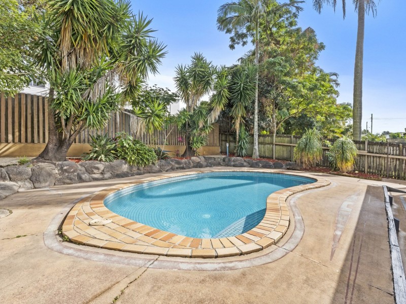 18 Moora Street, Ashmore QLD 4214