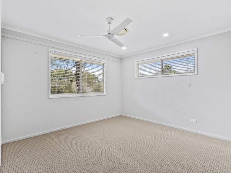 18 Moora Street, Ashmore QLD 4214