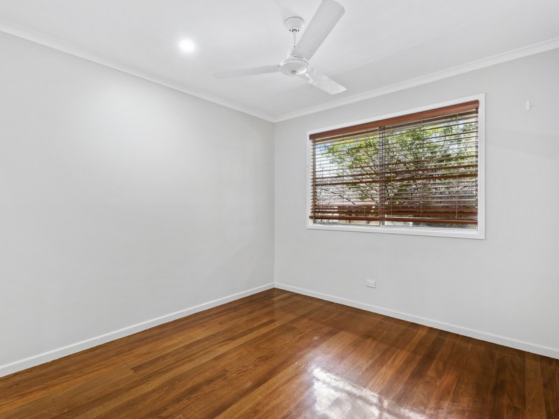 18 Moora Street, Ashmore QLD 4214