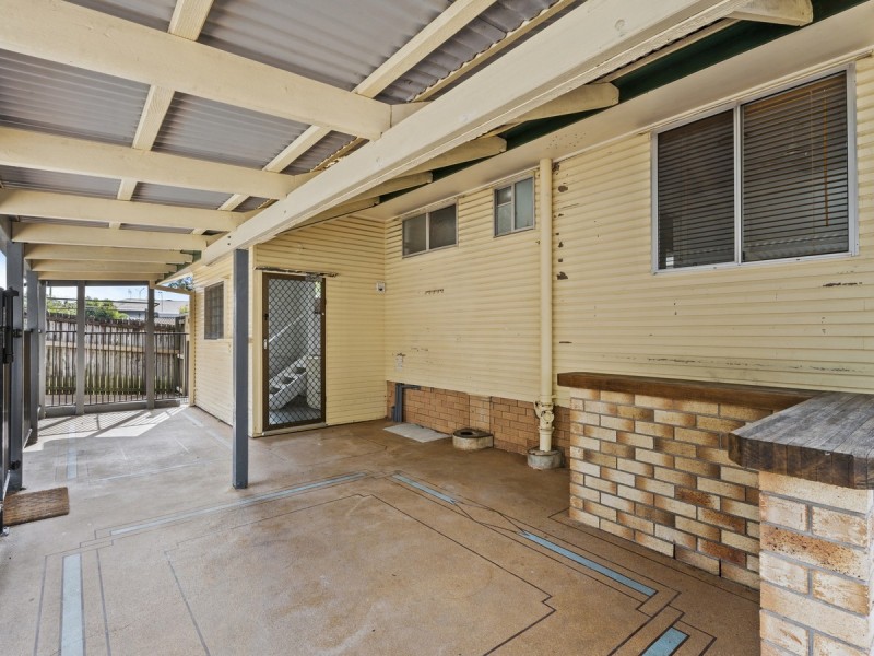 18 Moora Street, Ashmore QLD 4214