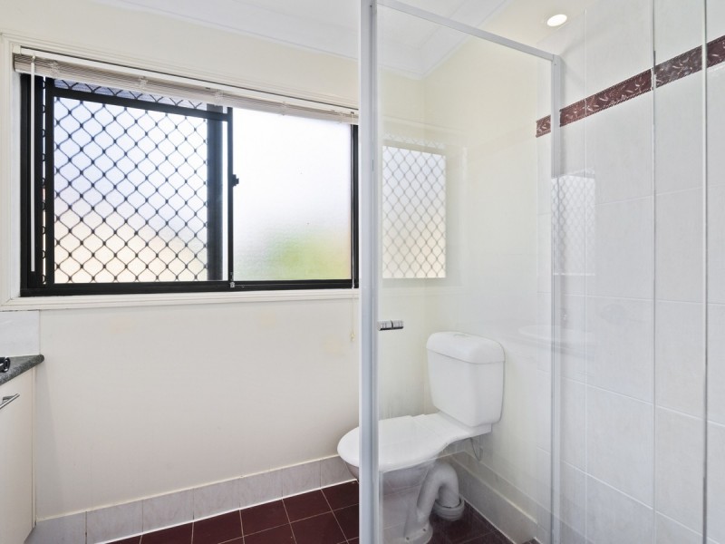 2/120 Highfield Drive, Merrimac QLD 4226
