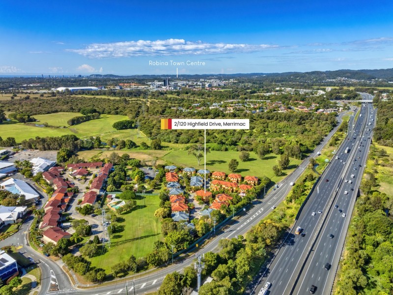 2/120 Highfield Drive, Merrimac QLD 4226