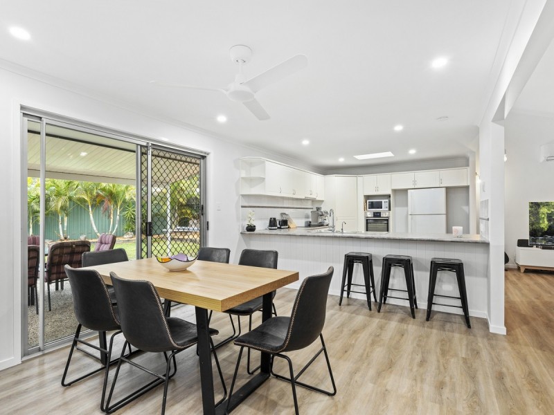 14 Gemstone Court, Carrara QLD 4211