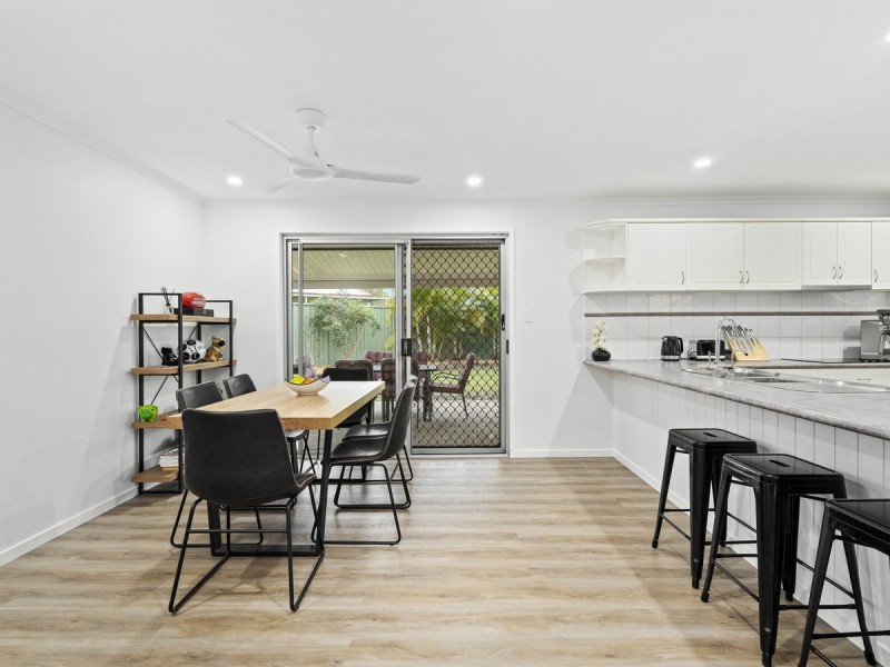 14 Gemstone Court, Carrara QLD 4211