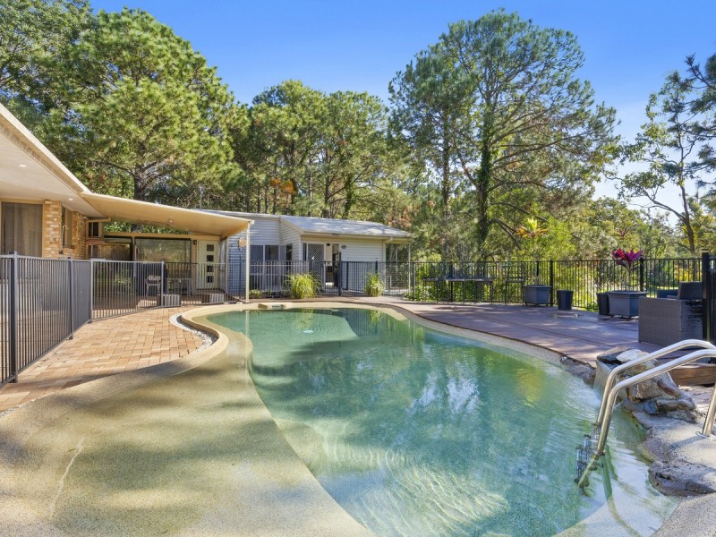 2/397-401 Hinkler Drive, Worongary QLD 4213