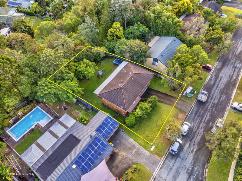 8 Lytham Court, Highland Park QLD 4211