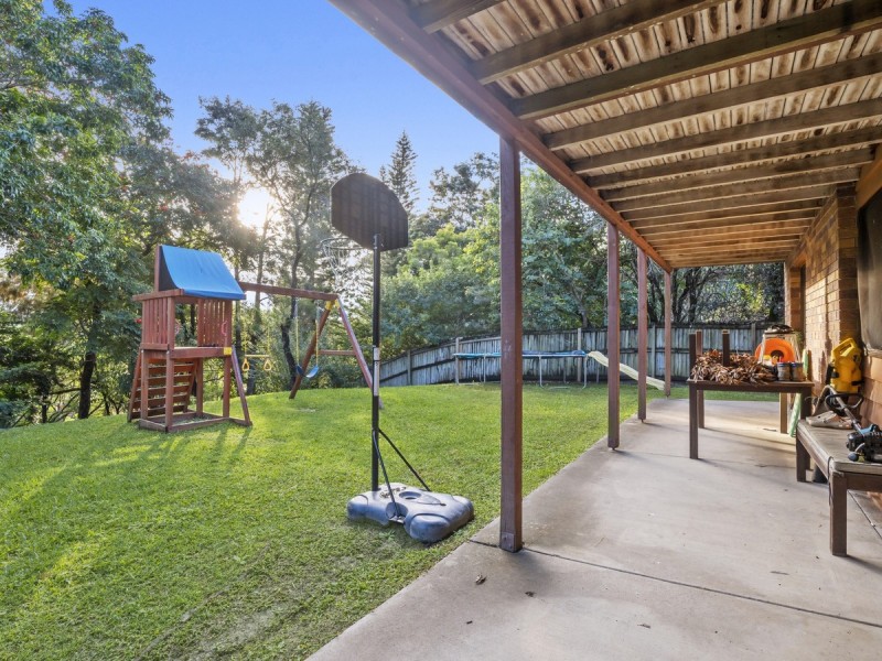 8 Lytham Court, Highland Park QLD 4211