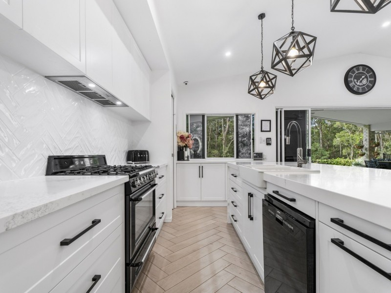 70 Country Crescent, Nerang QLD 4211