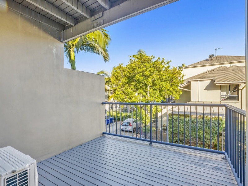 2/7 Bowden Court, Nerang QLD 4211