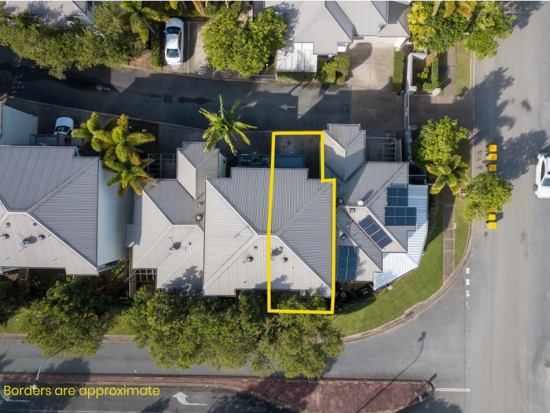 2/7 Bowden Court, Nerang QLD 4211