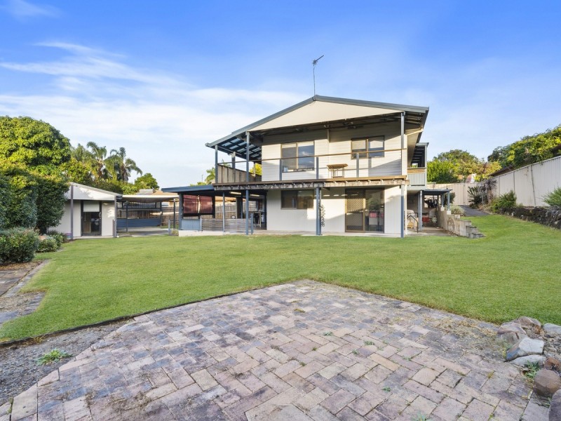 4 Mildara Court, Highland Park QLD 4211