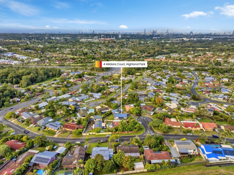 4 Mildara Court, Highland Park QLD 4211