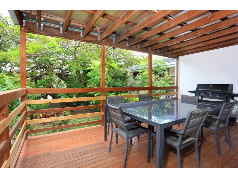 60 Benowa Road, Southport QLD 4215