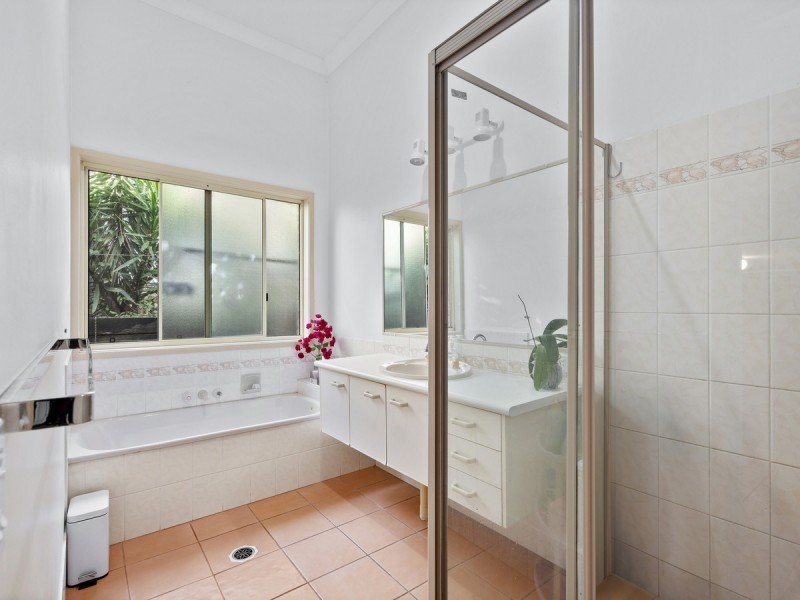 182 Dugandan Street, Nerang QLD 4211