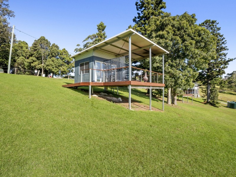 1696 Beechmont Road, Beechmont QLD 4211