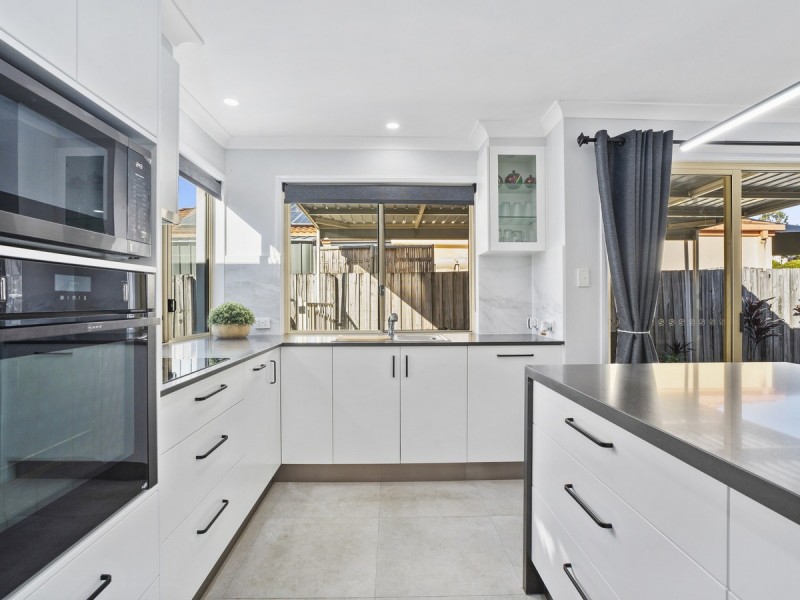 6 Kowhai Place, Nerang QLD 4211