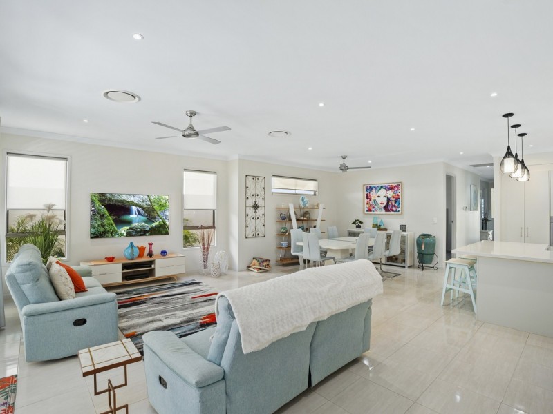 84/299 Napper Road, Arundel QLD 4214