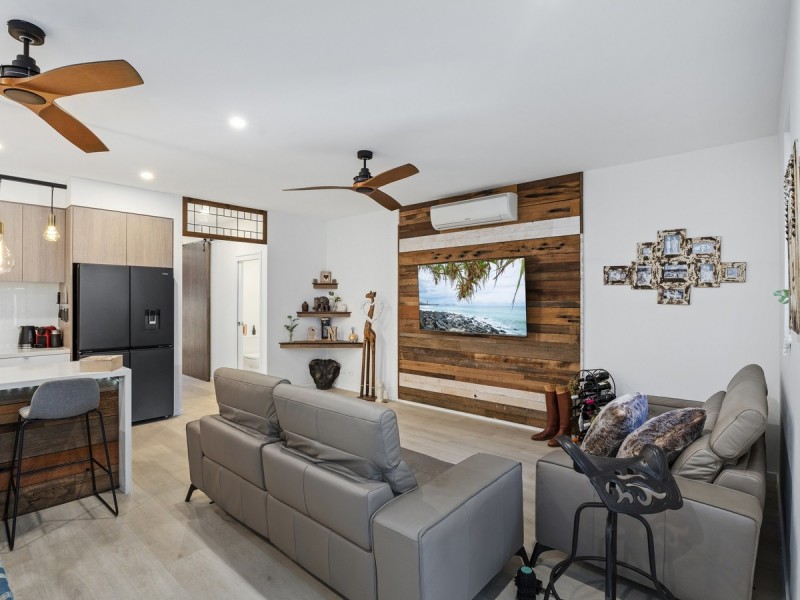 14 Sorrento Street, Hope Island QLD 4212