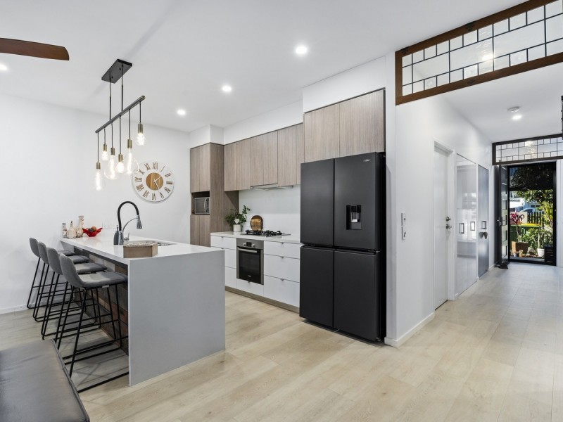 14 Sorrento Street, Hope Island QLD 4212