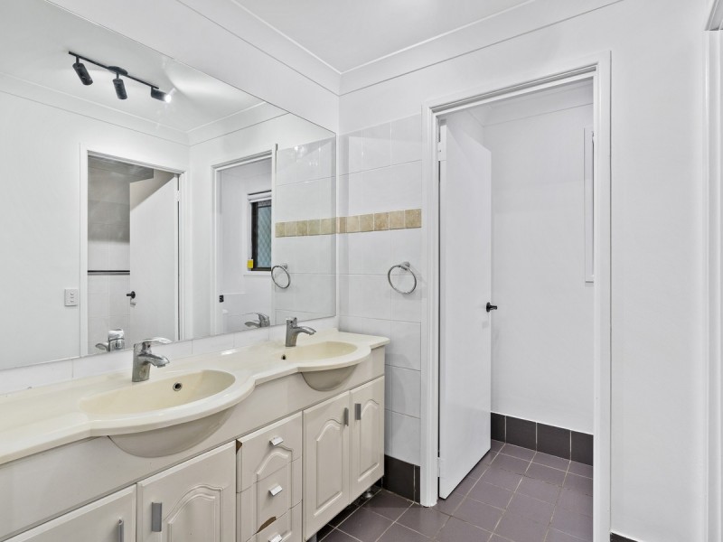 5/11 Balfour Crescent, Highland Park QLD 4211