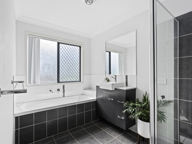 3 Dorretti Circuit, Upper Coomera QLD 4209