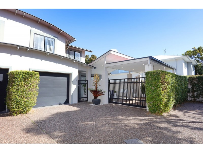 3/20-22 Broad Street, Labrador QLD 4215