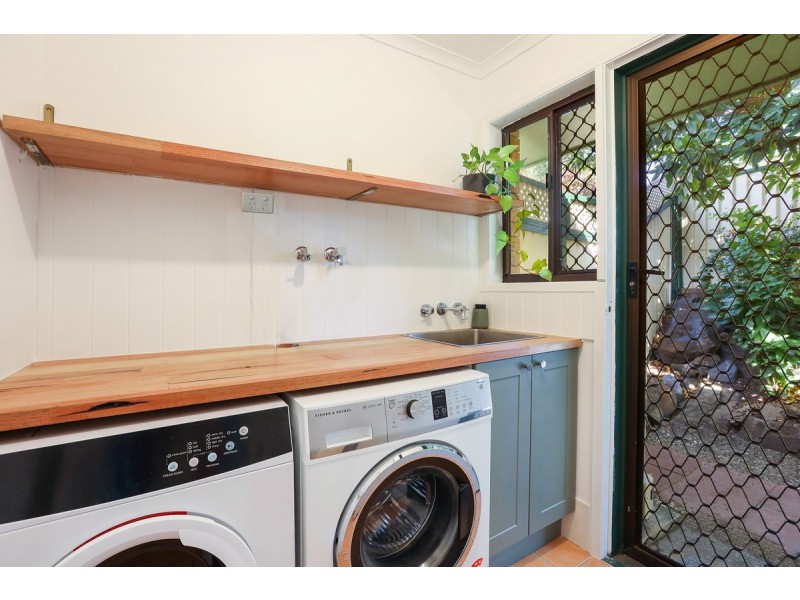 30 Richard Crescent, Highland Park QLD 4211